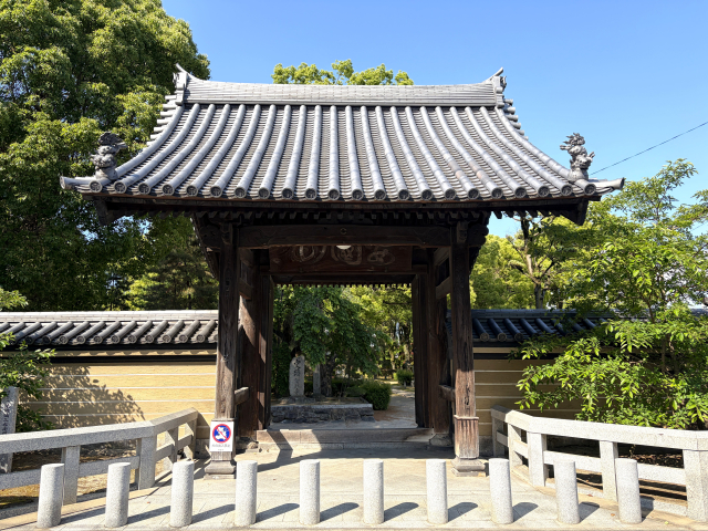 聖福寺の門
